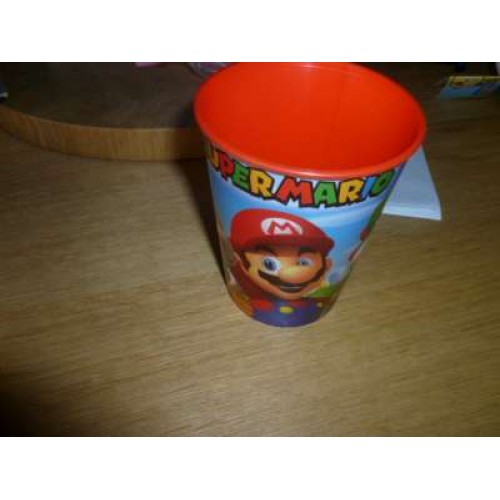 Beker Mario