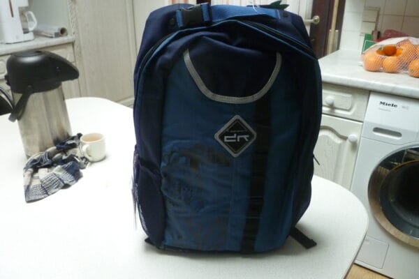 Body pack rugzak nr3282 46x34x13cm 1 groot vak en van binnen een vak laptop