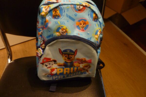 Paw Patrol rugzakje PW235502102 29X21X11CM met een voorzakje