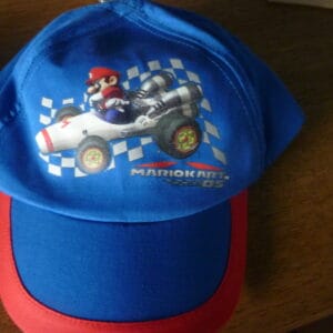 Super Mario pet mariokart 1 maat en kan versteld worden