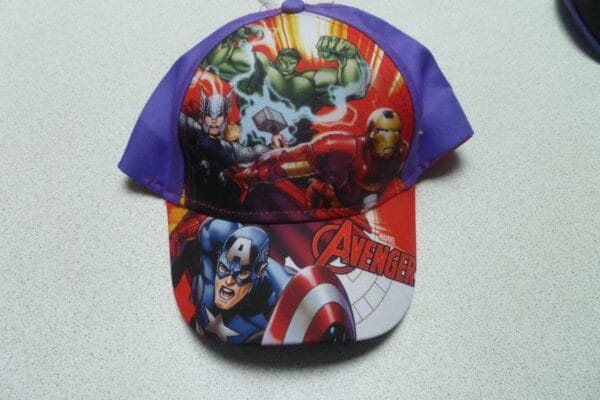 Avengers pet 54cm kan versteld worden