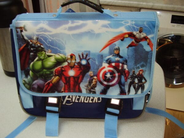Avengers boekentas CR/2020261 41X32.50X11CM 3 grote vakken en een voorzakje