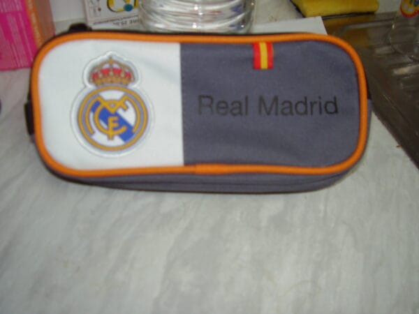 Real Madrid pennezak 2 ritsen