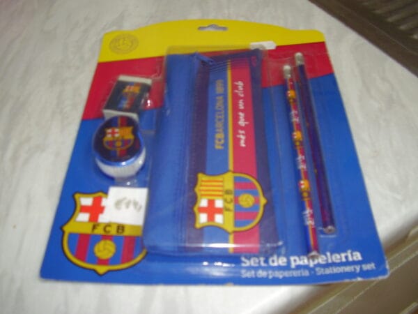 Barcelona schoolset pennezak 2 potloden gom scherper