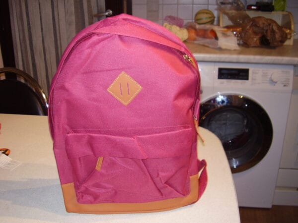 Touch rugzak ref TO867117 44X32cm fusia1 groot vak en kleine