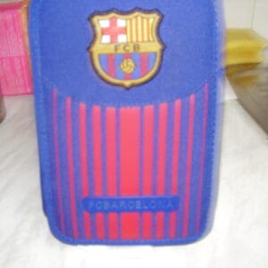 Barcelona gevulde pennezak ref411729054 2 ritsen 20.50x13.50x5cm