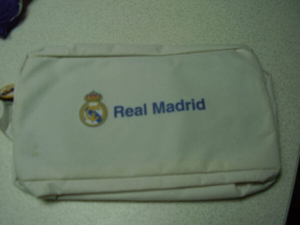 Real Madrid toiletzak 25x13.50x9.50cm
