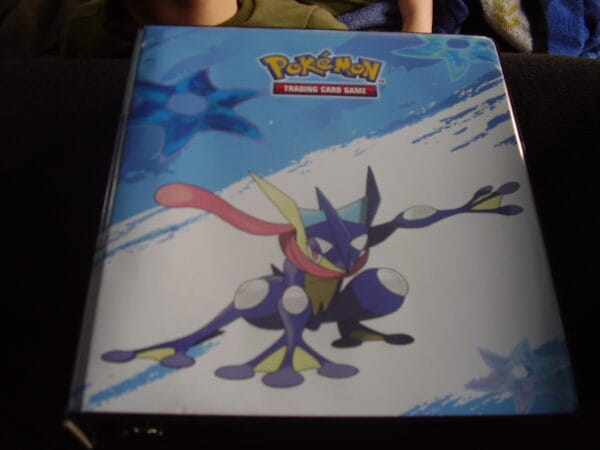 Pokemon dikke ringmap om plastiek in te steken 6cm