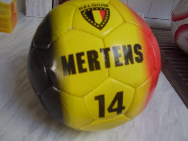 Belgie bal mertens nr 5