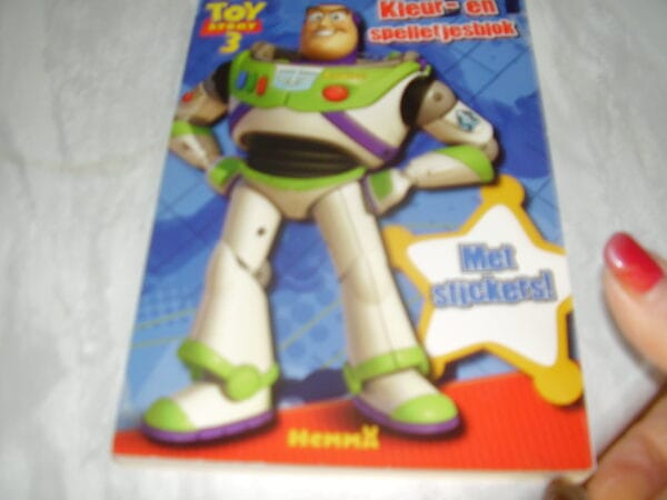 Toy Story kleur en spelletjesboek