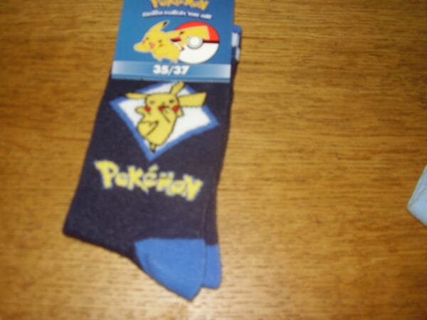 Pokemon sokjes 35/37 d blauw met pikachu