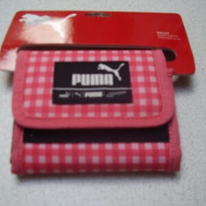 Puma portefeuille 12.50x10.50cm een vakje voor kleine geld en vakje kaart en groot vak