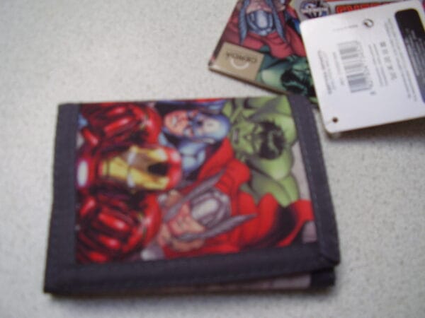 Avengers portefeuille 11.50x8.50cm vak voor kleine geld vak voor kaart en vak voor breifjes