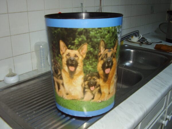 Hond emmer of vuilbak 13 liter
