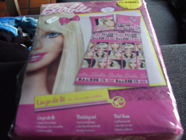 Barbie flannel dekbedovertrek 140x200cm 1pers