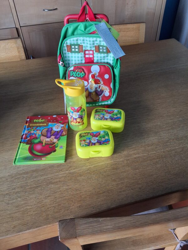 Plop kleine kleutertrolley vriedenboek drinkfles 2 koekjesdoos